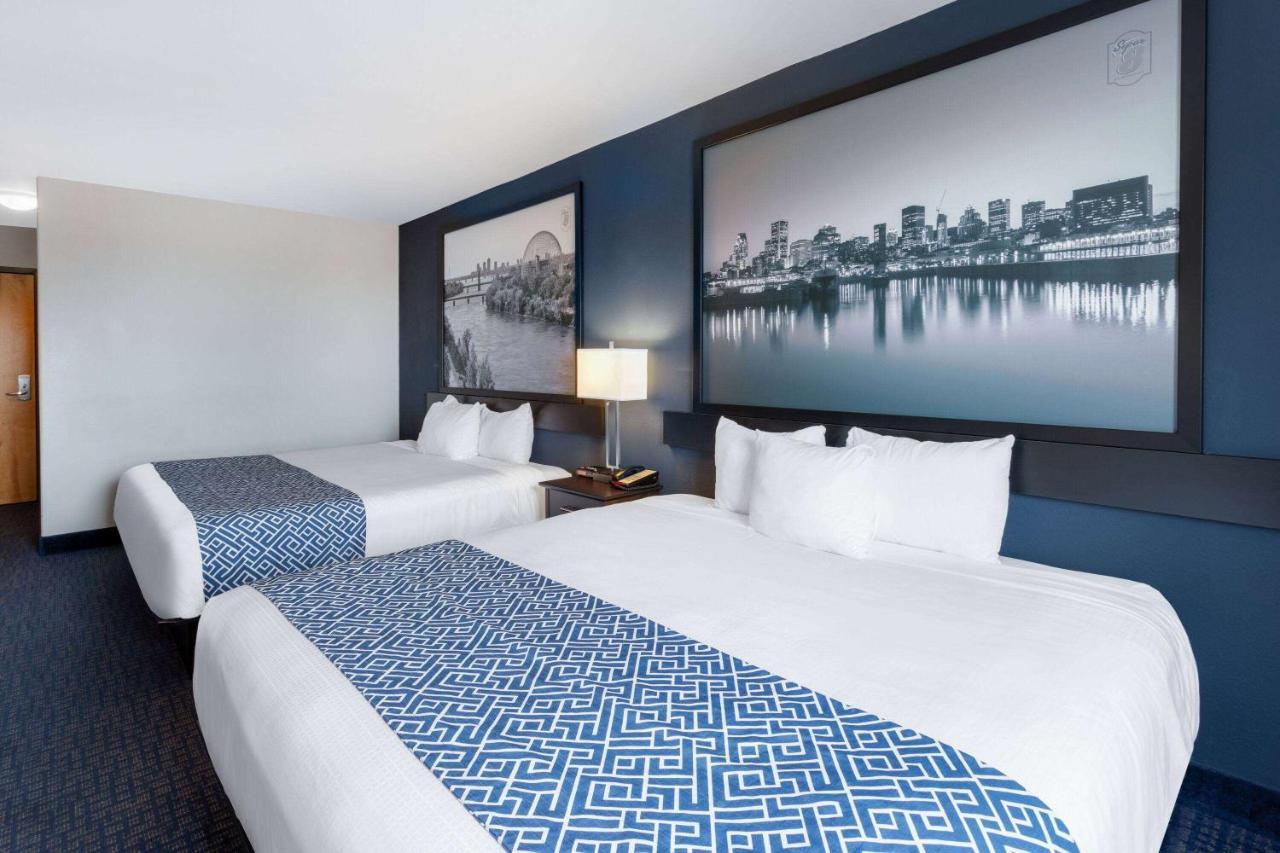 Super 8 By Wyndham Lachenaie/terrebonne Terrebonne