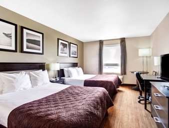 Super 8 By Wyndham Lachenaie/terrebonne Hotel 3*